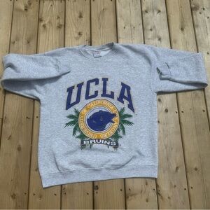 Vintage UCLA crew neck sweater large